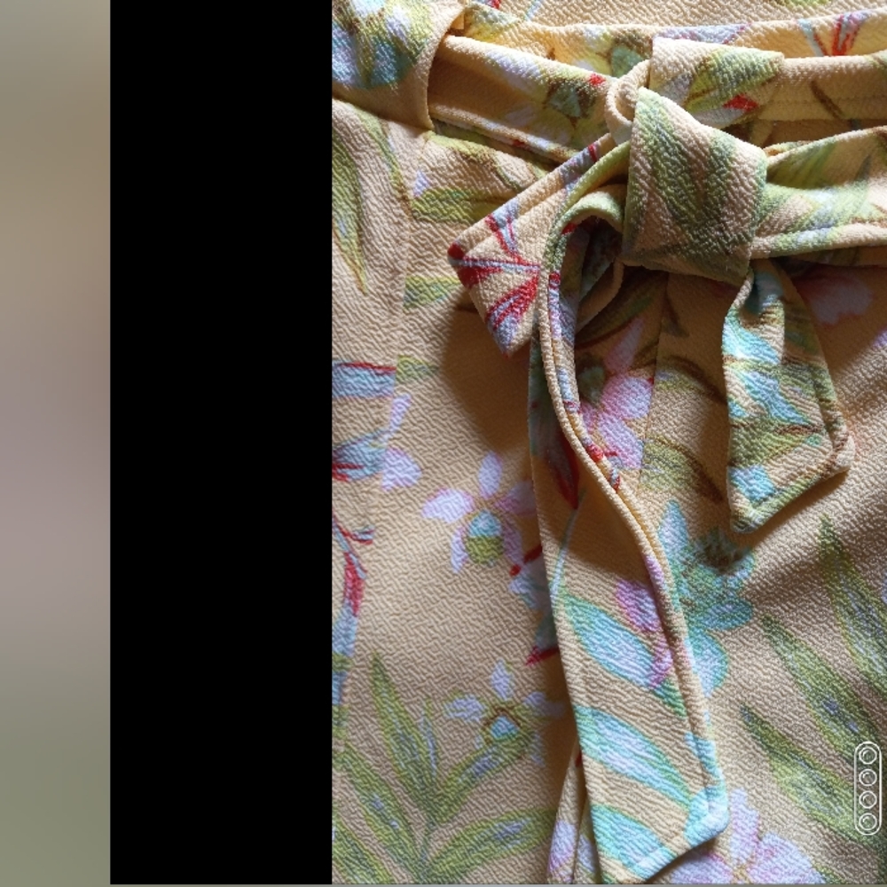 Belted Floral Flow Leg Yellow Pants - Picture 15 of 15